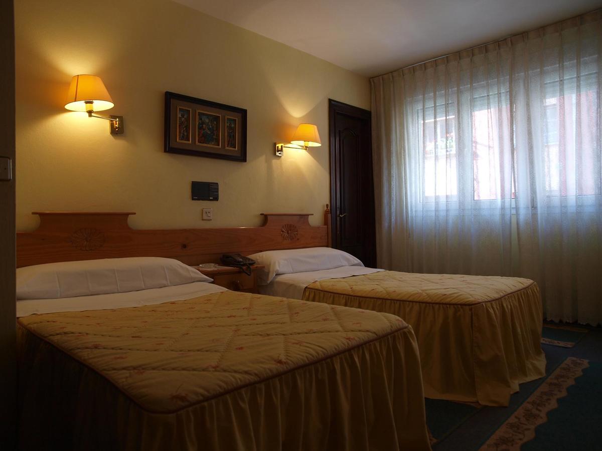 Hotel Paris Хіхон Екстер'єр фото