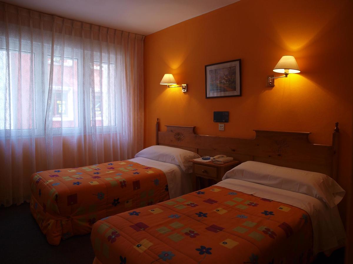 Hotel Paris Хіхон Екстер'єр фото