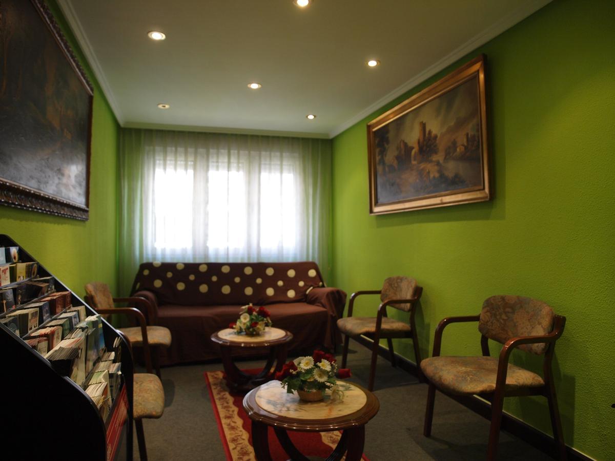 Hotel Paris Хіхон Екстер'єр фото