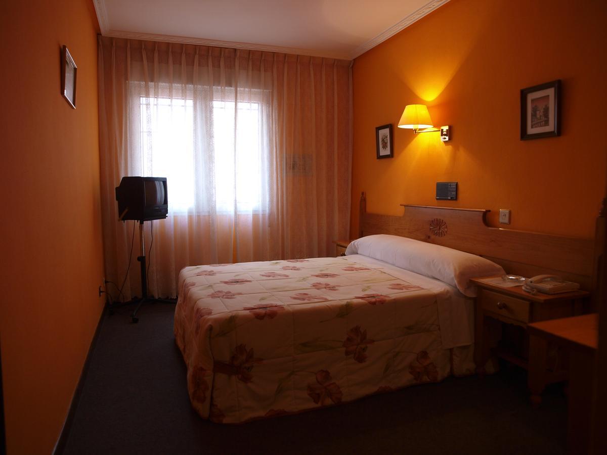 Hotel Paris Хіхон Екстер'єр фото