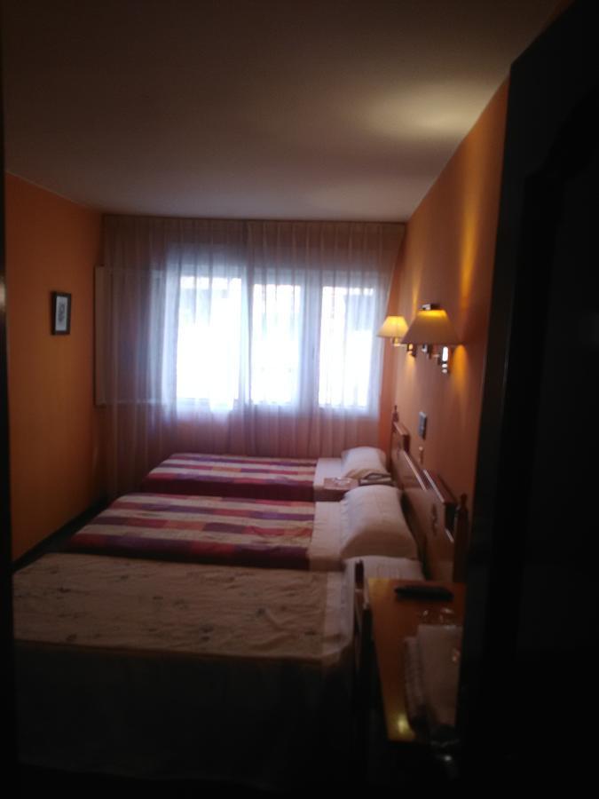 Hotel Paris Хіхон Екстер'єр фото